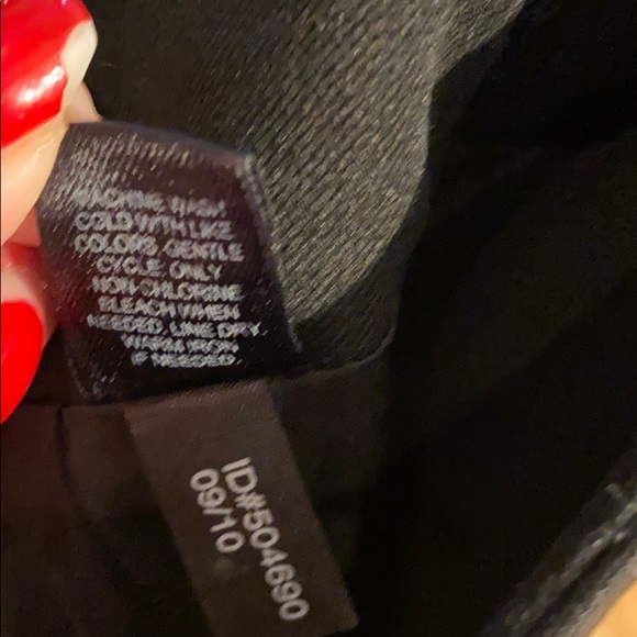 Express pencil skirt in black size 4 - Picture 9 of 10